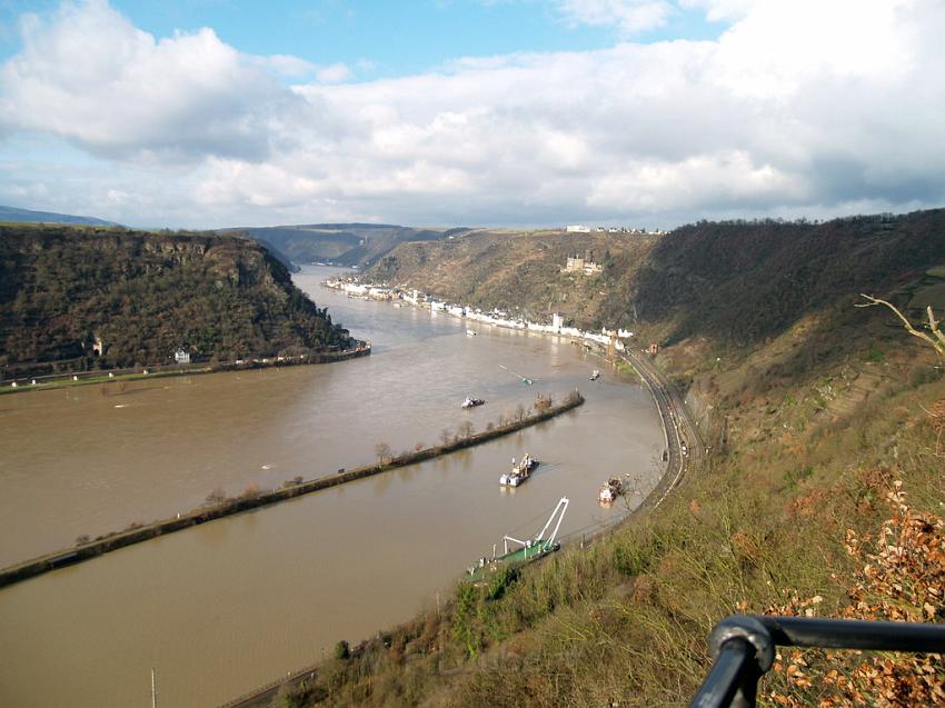 Schiff gesunken St Goarhausen Loreley P138.jpg